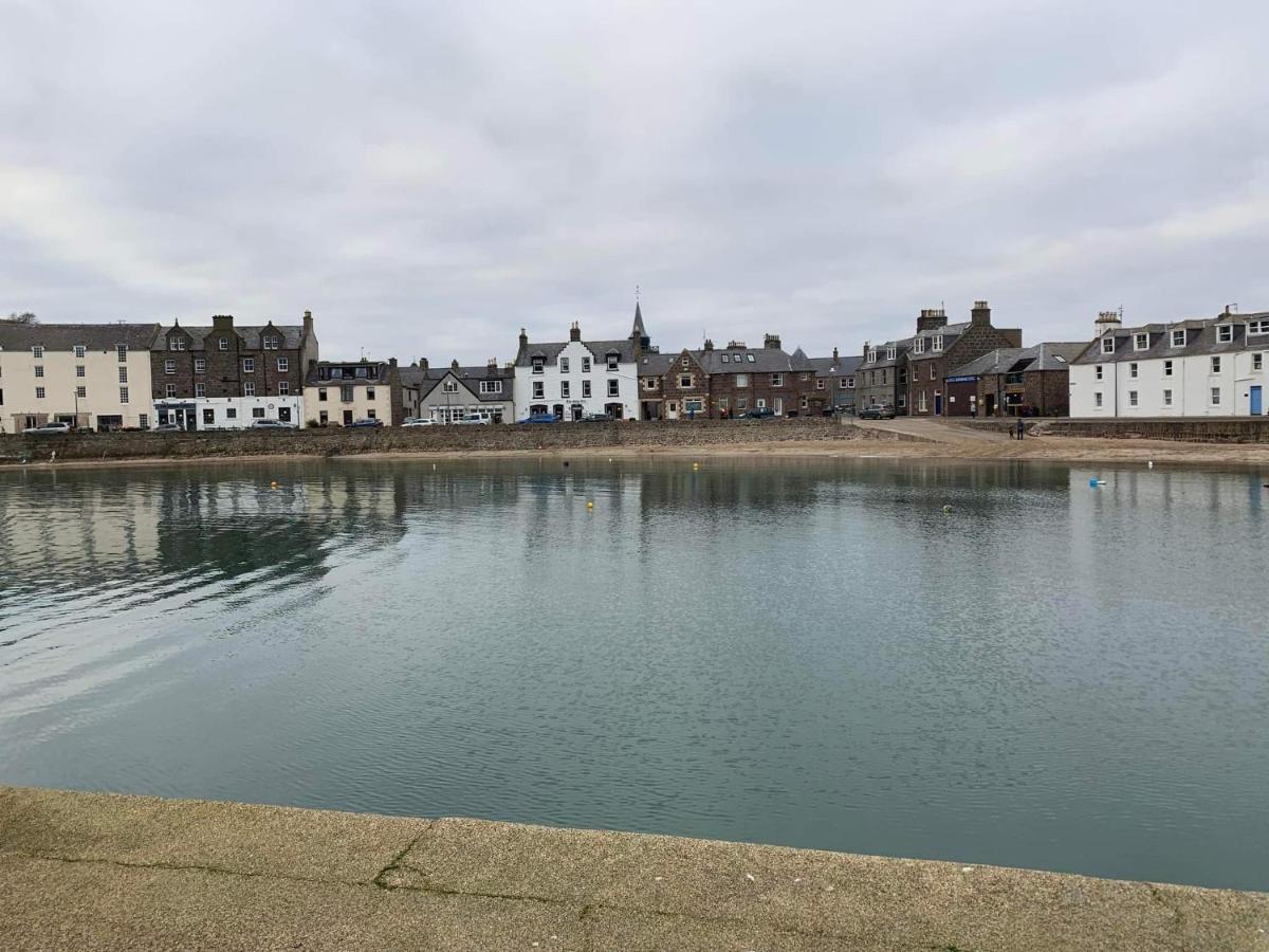 Old Town Apartment, Harbour, Garden & Summerhouse Stonehaven Bagian luar foto
